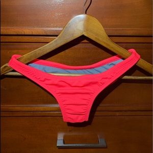 Jolyn L bikini bottoms